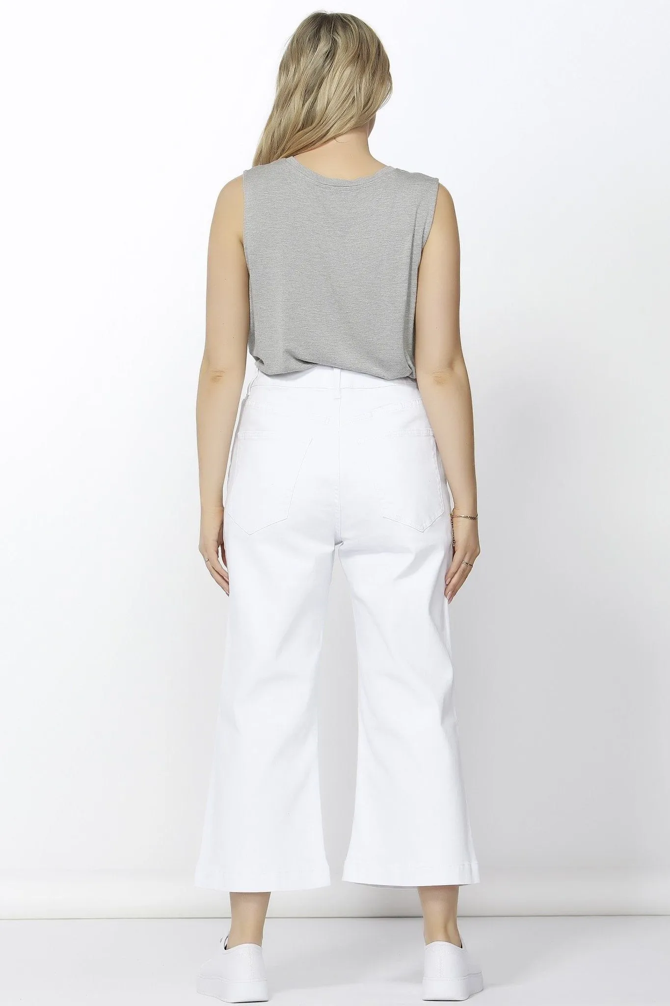 Betty Basics Drew Wide Crop Culotte Jean in White