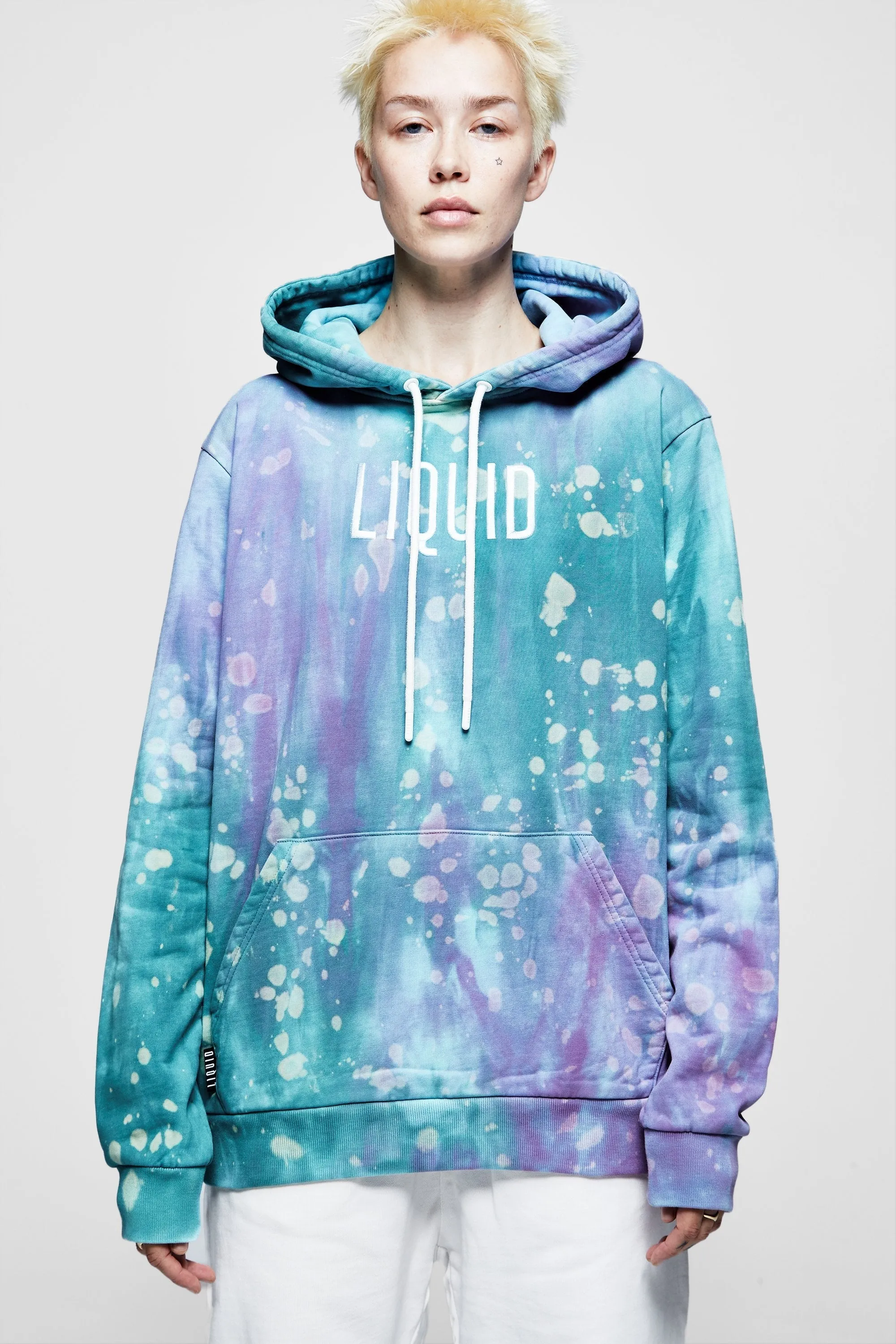 DREAMSCAPE PULLOVER HOODIE