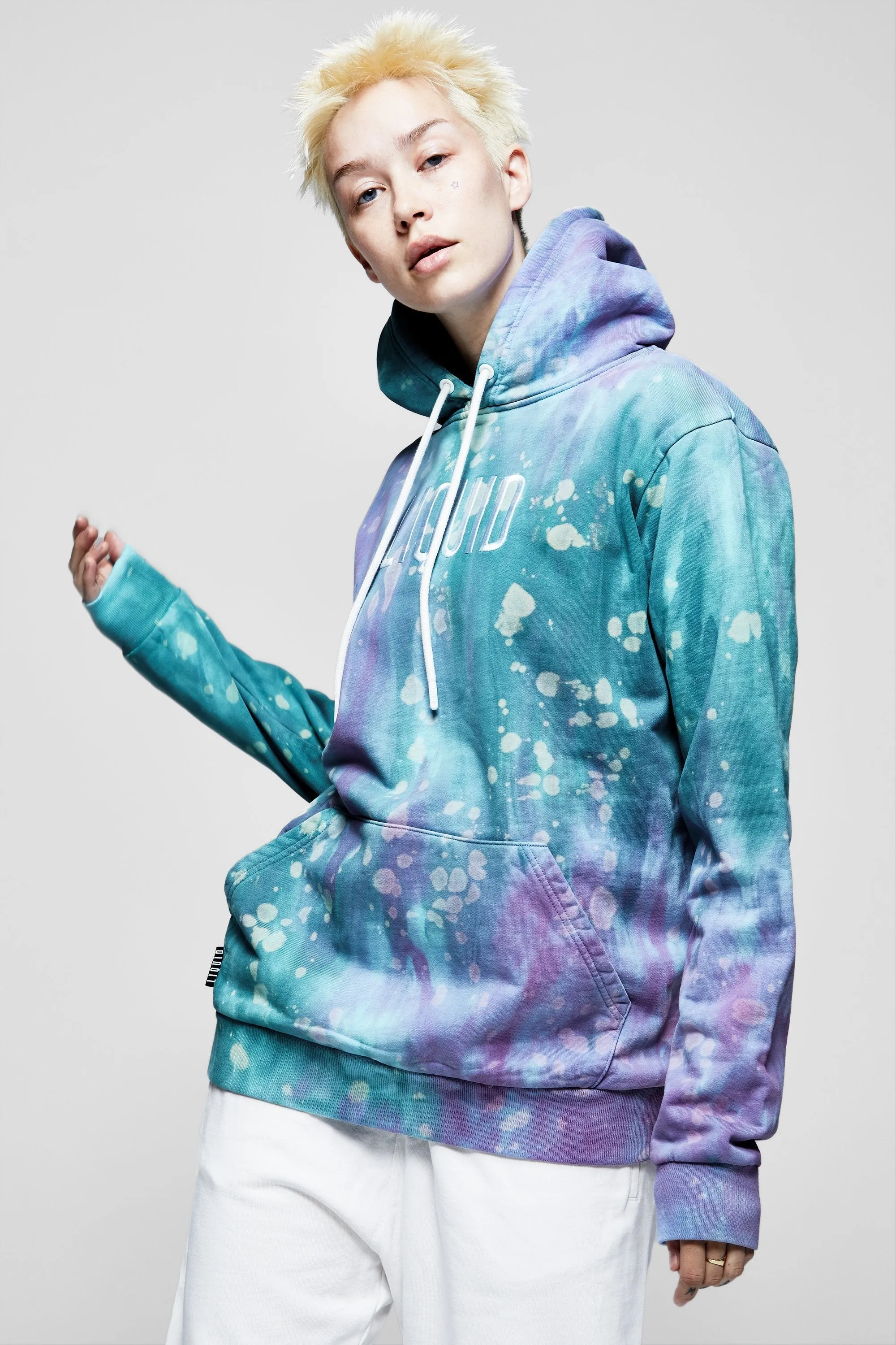 DREAMSCAPE PULLOVER HOODIE