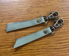 Grey/Bronze Zipper Pull set