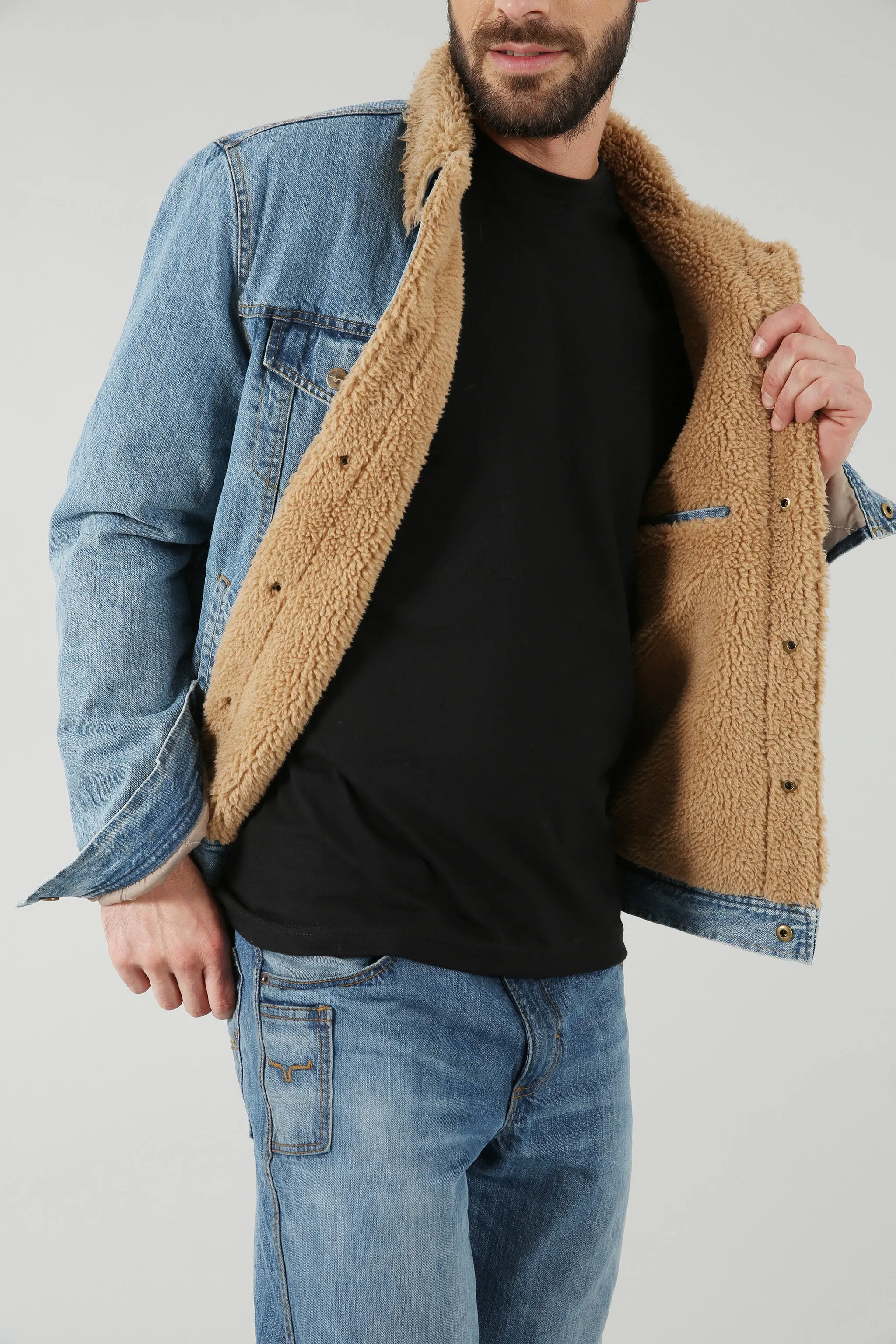 Laramie Trucker Jacket