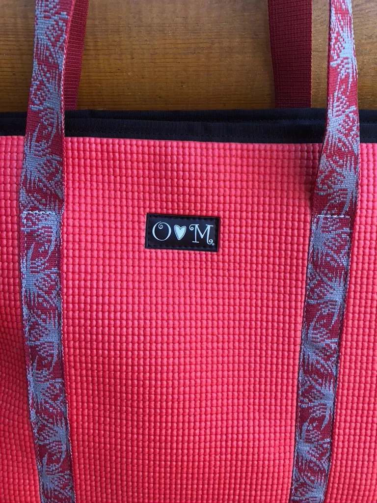 Large Red Zip Tote-Merle ZIPPER top