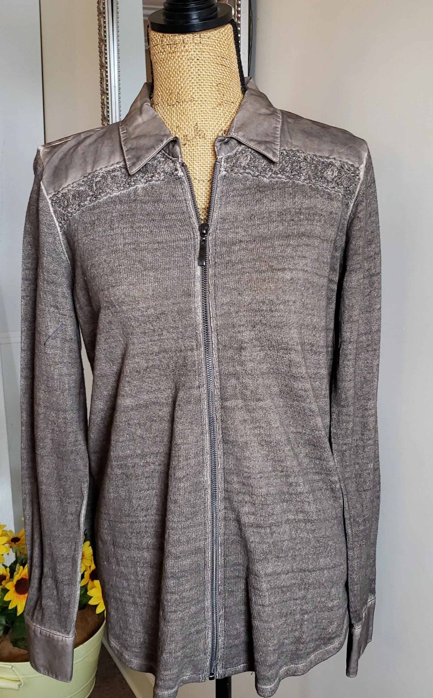 Simply Noelle Trail Blazer Top/Jacket - Taupe