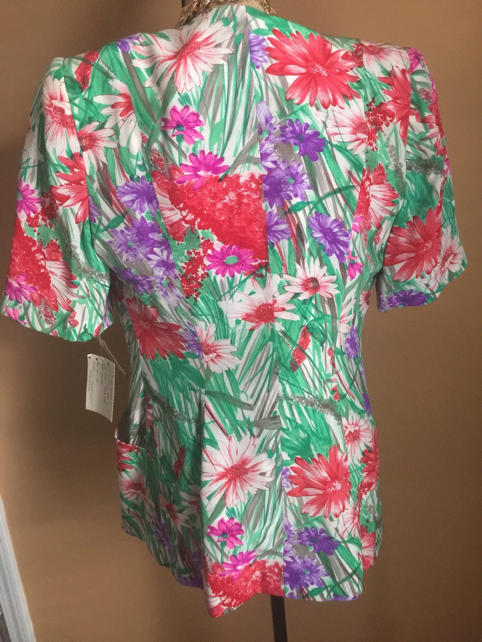 Tropical Short Sleeve Blazer - Size 10